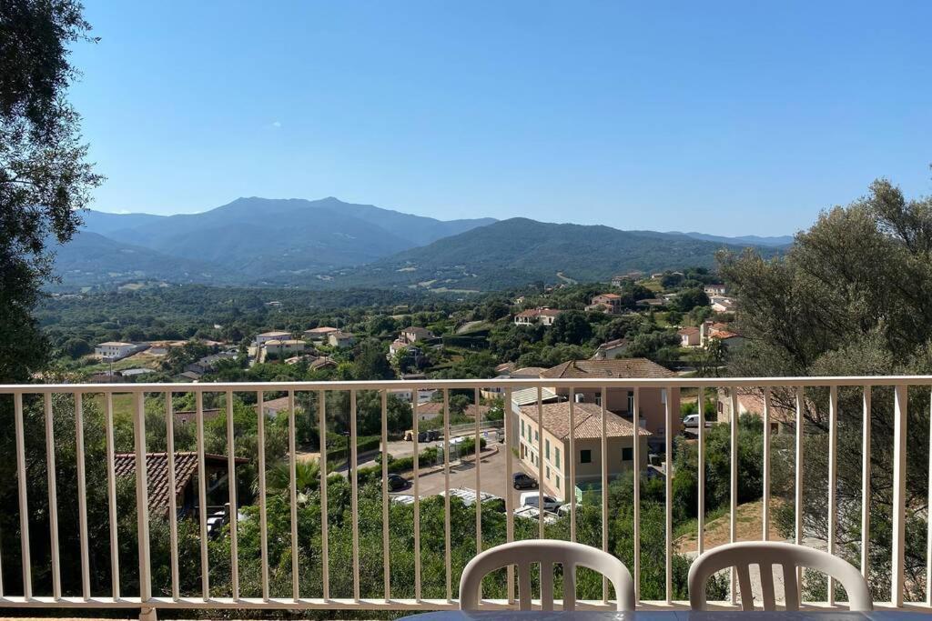 Joli F3 De 60M2 Avec Balcon Daire Bastelicaccia Dış mekan fotoğraf